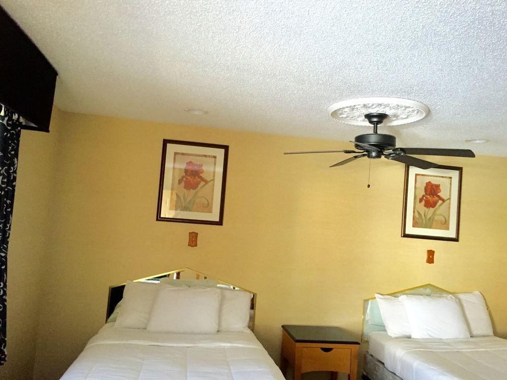 Deluxe Inn - Savannah Luaran gambar