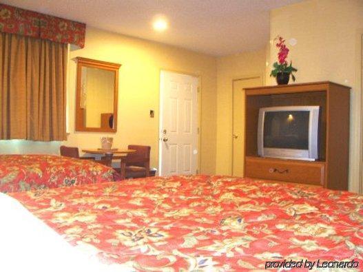 Deluxe Inn - Savannah Bilik gambar