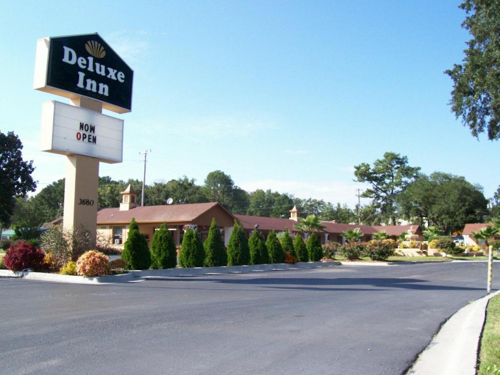 Deluxe Inn - Savannah Luaran gambar